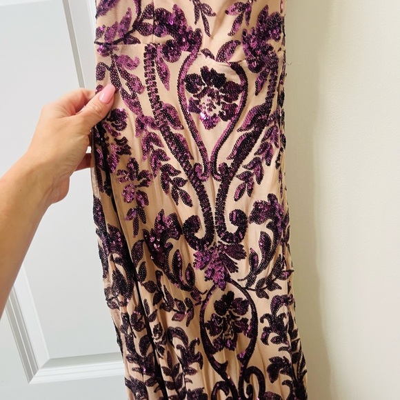 NWT Windsor purple and nude Slit Maxi Gown size small - Picture 3 of 12